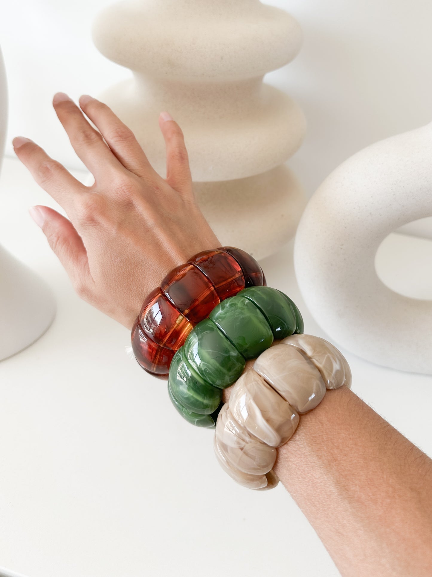 Bracelet en acrylique (couleur au choix)
