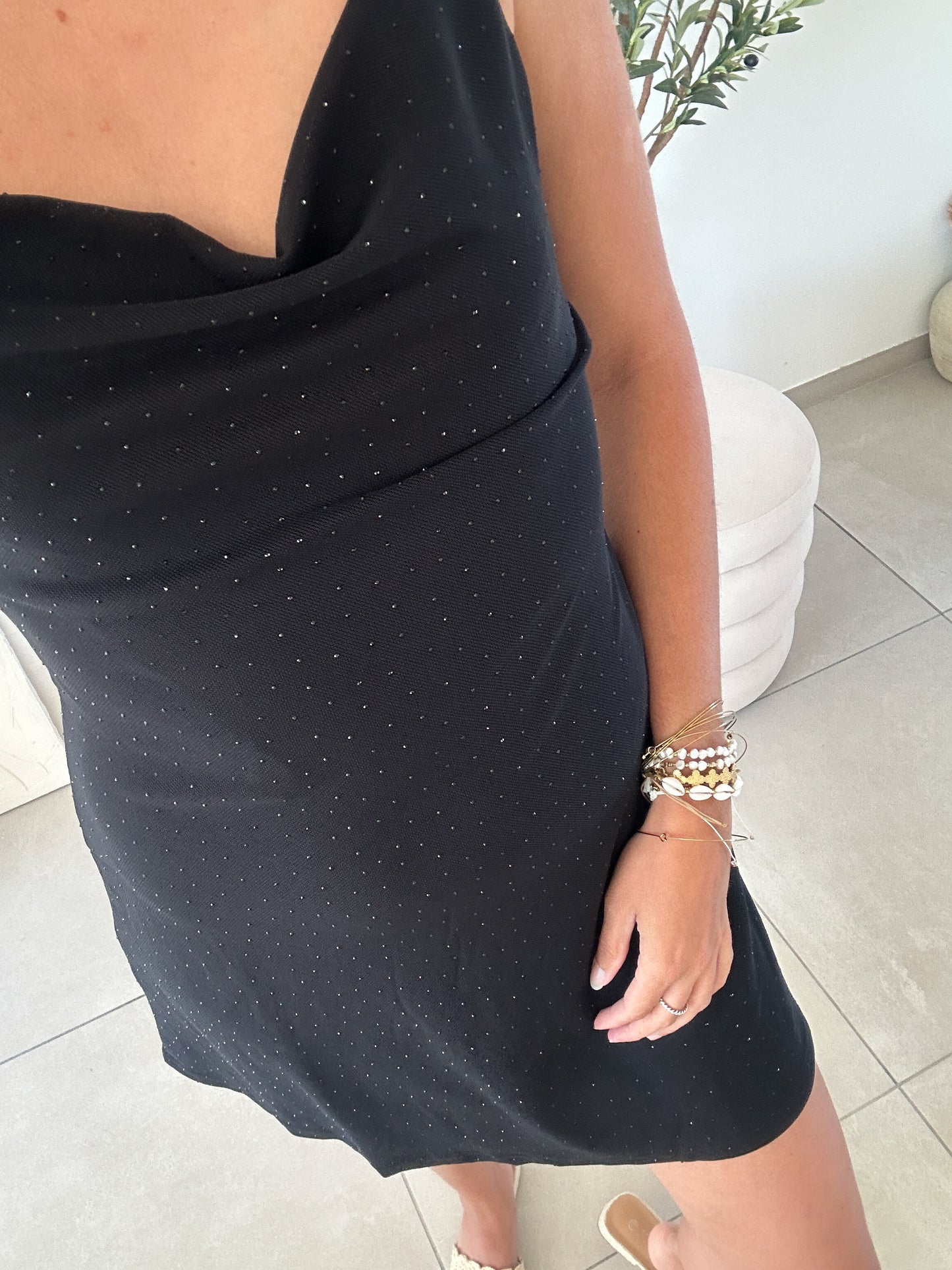 Robe à strass noire