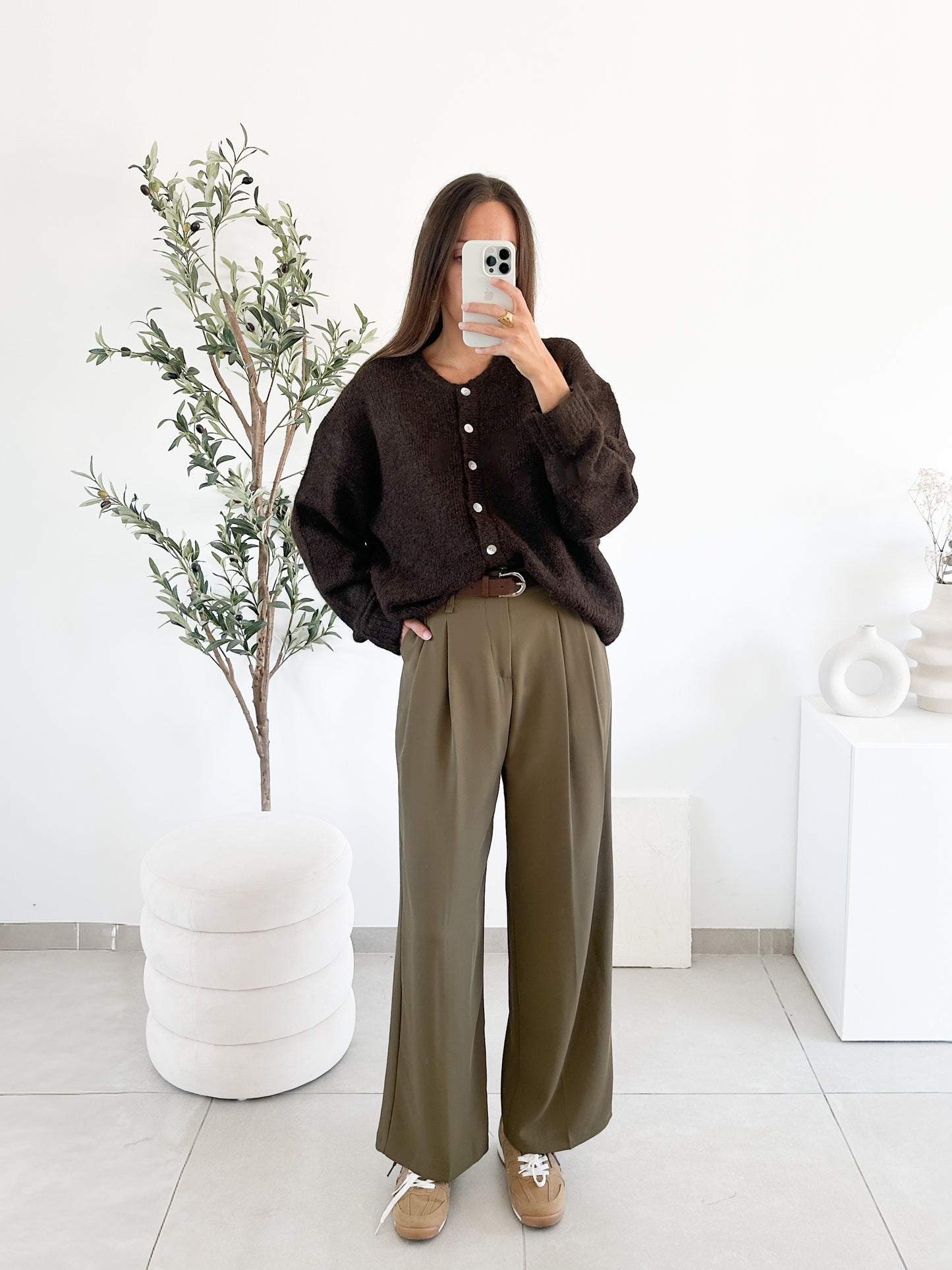 Pantalon avec ceinture vert sauge