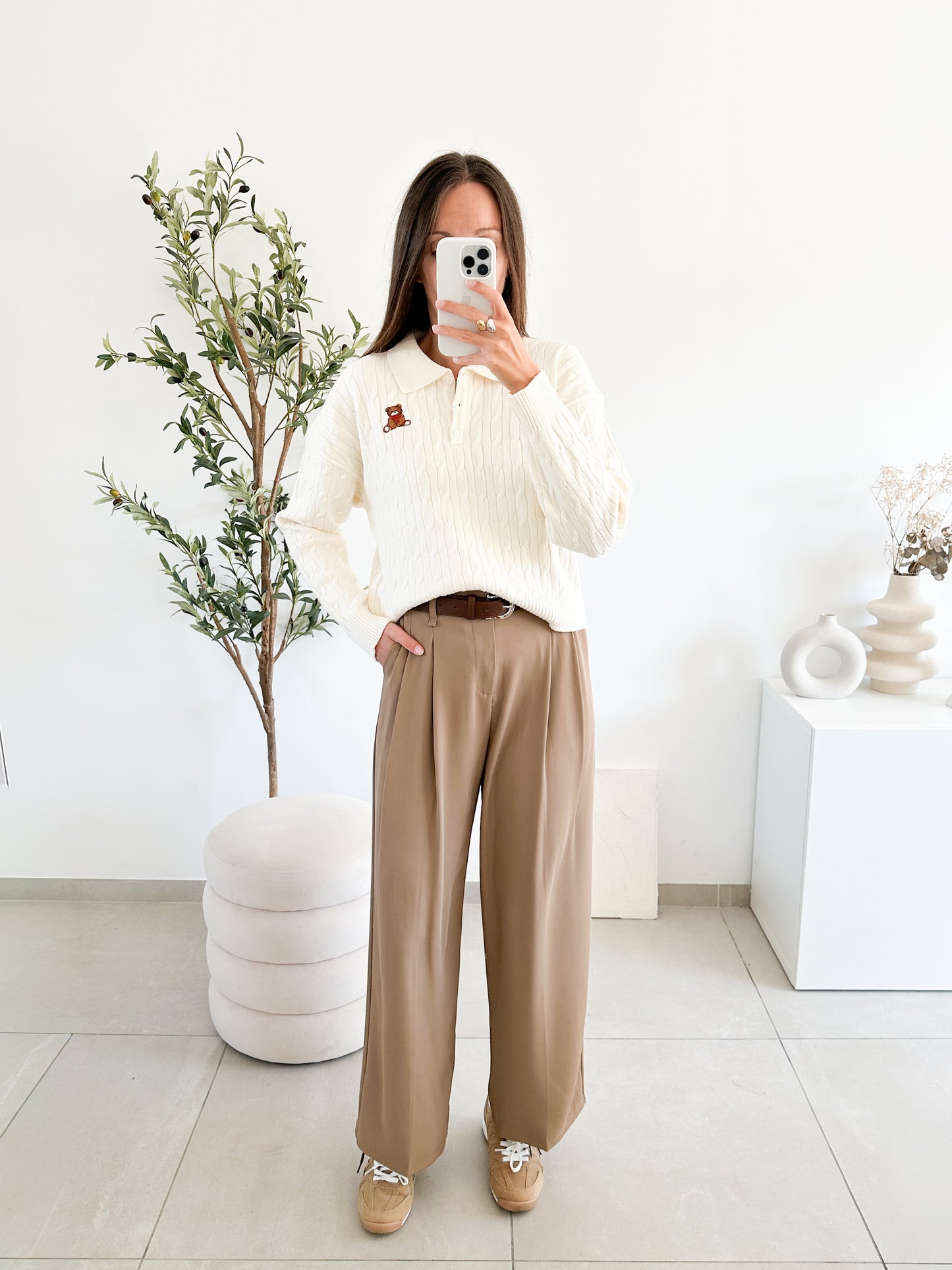 Pantalon avec ceinture taupe