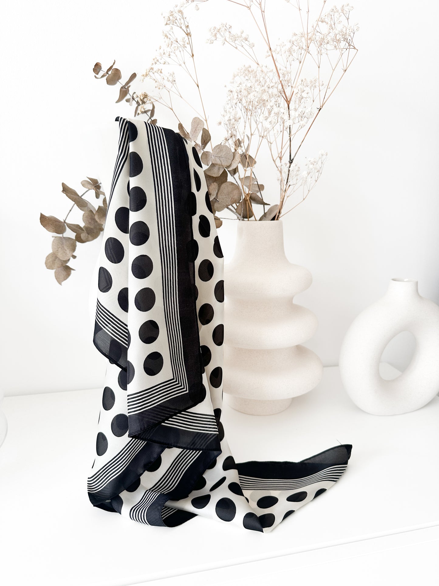 Foulard à pois