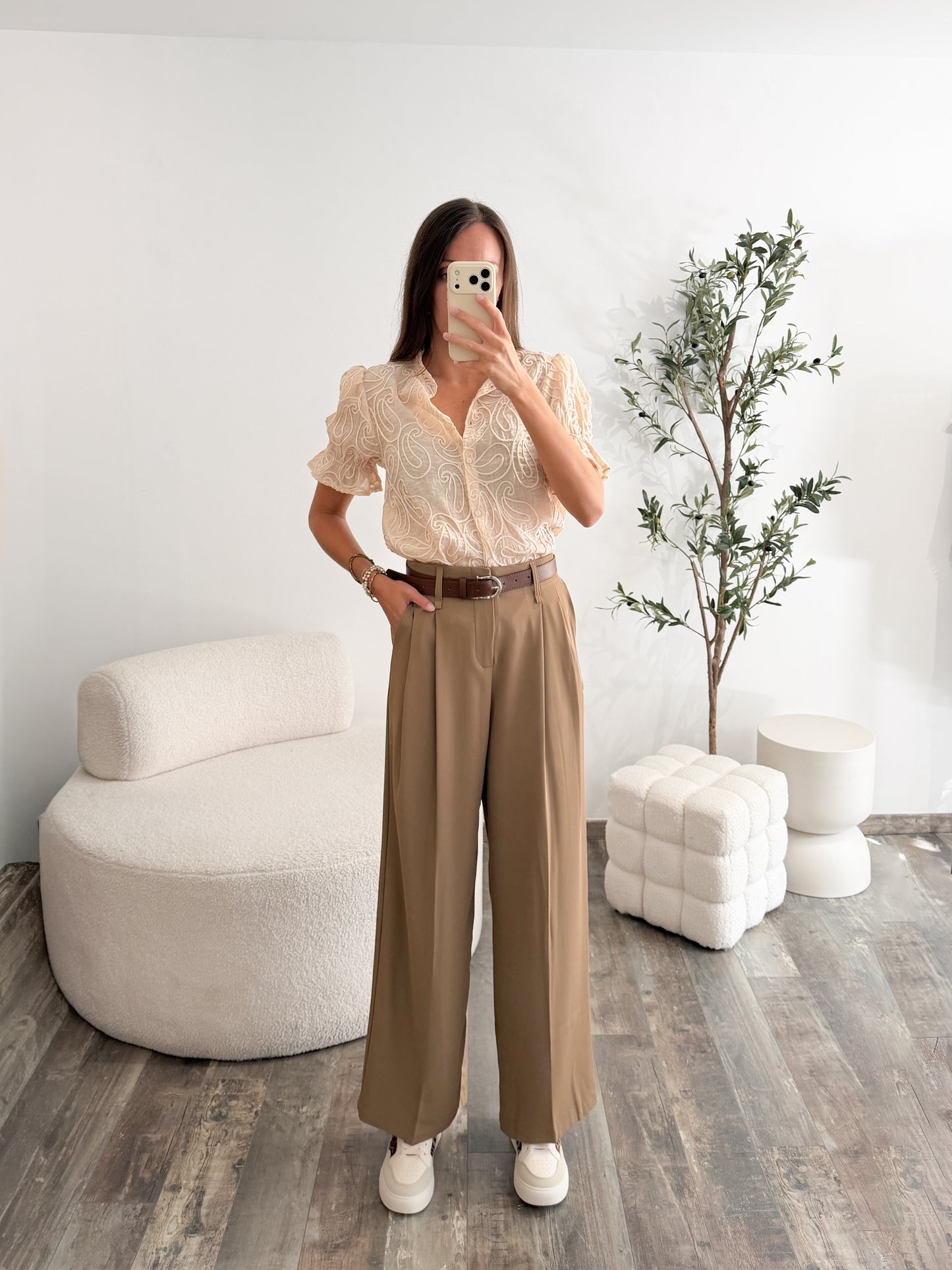 Pantalon avec ceinture camel
