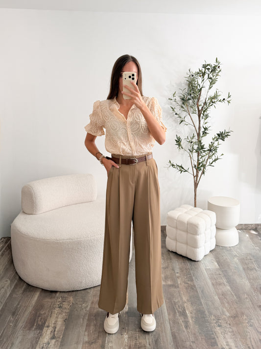 Pantalon avec ceinture camel