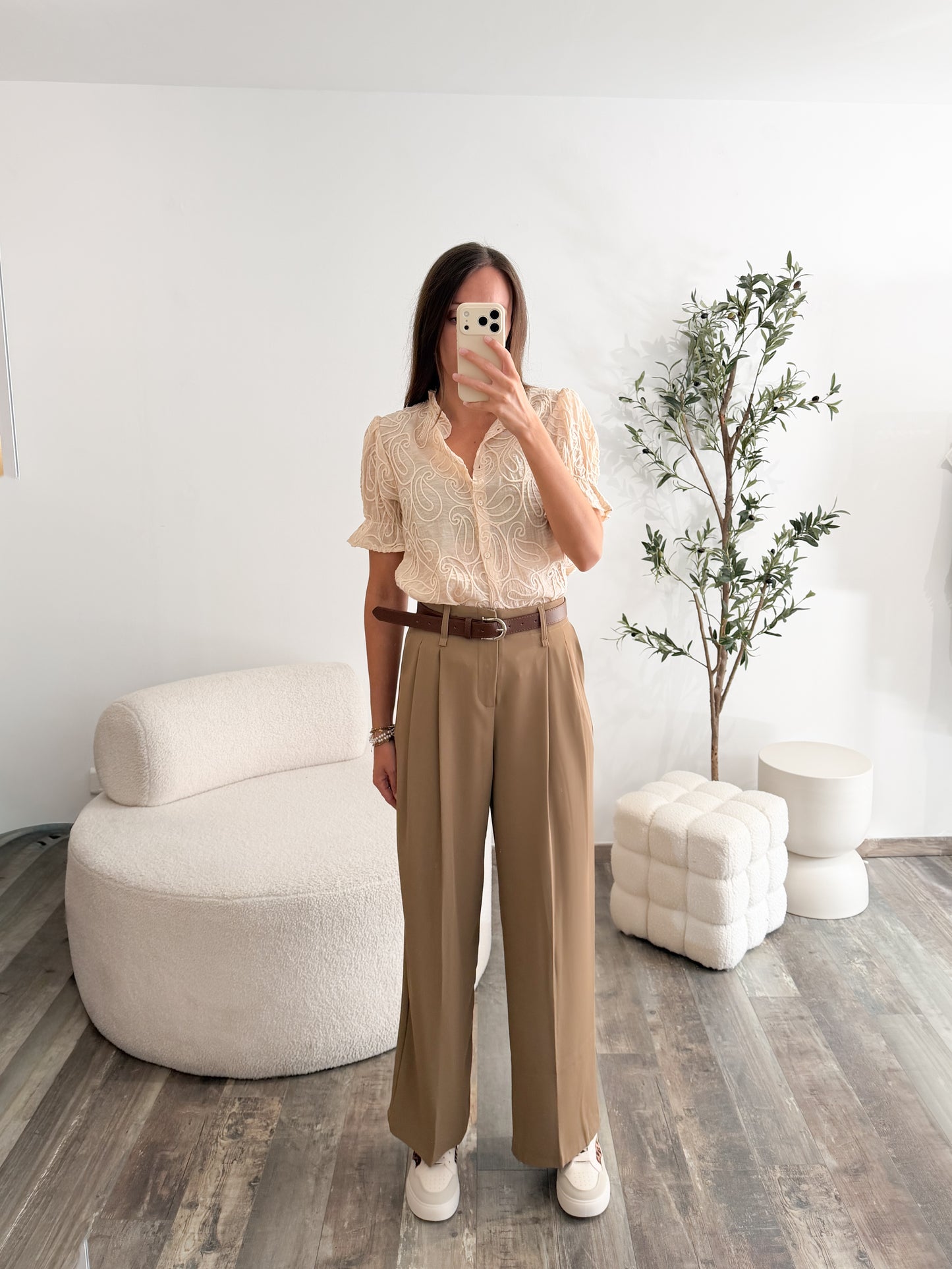 Pantalon avec ceinture camel