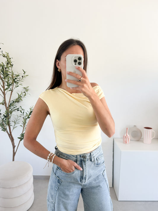Top épaule dénudée jaune