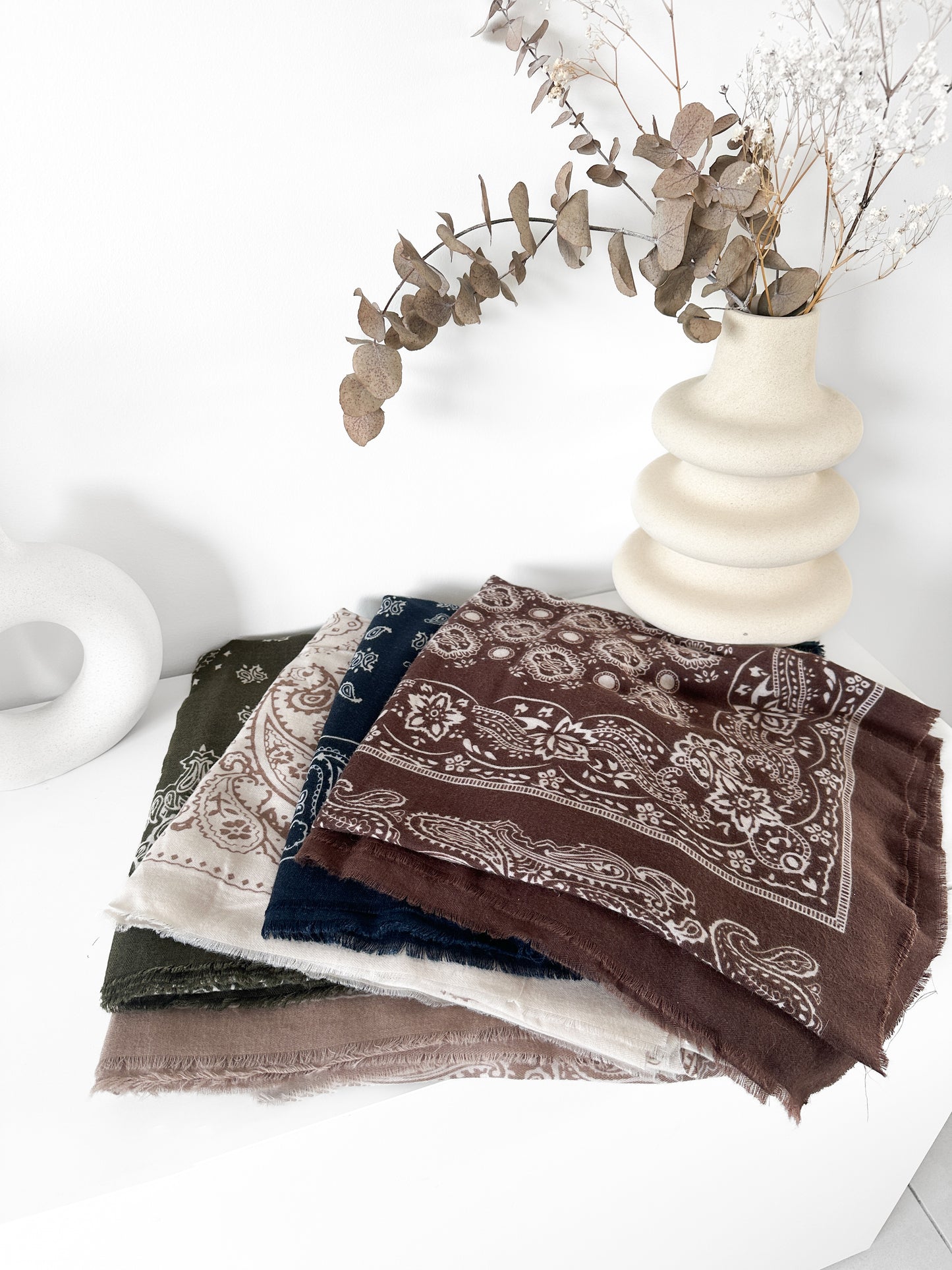 Bandana en laine (couleur au choix)