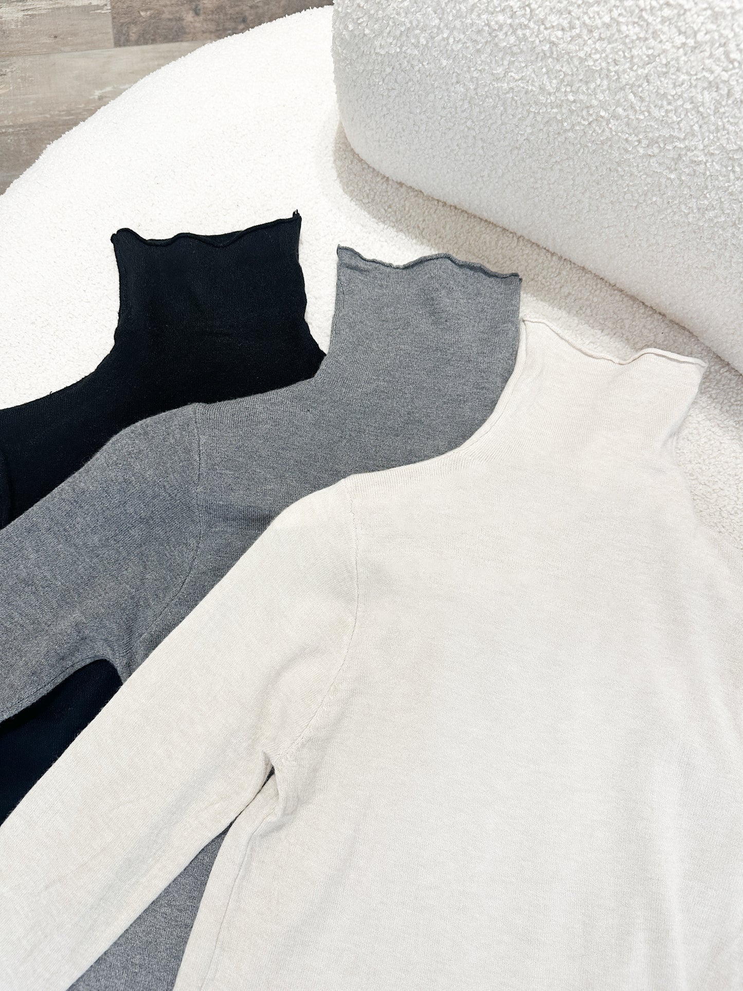 Pull col roulé (couleur au choix)