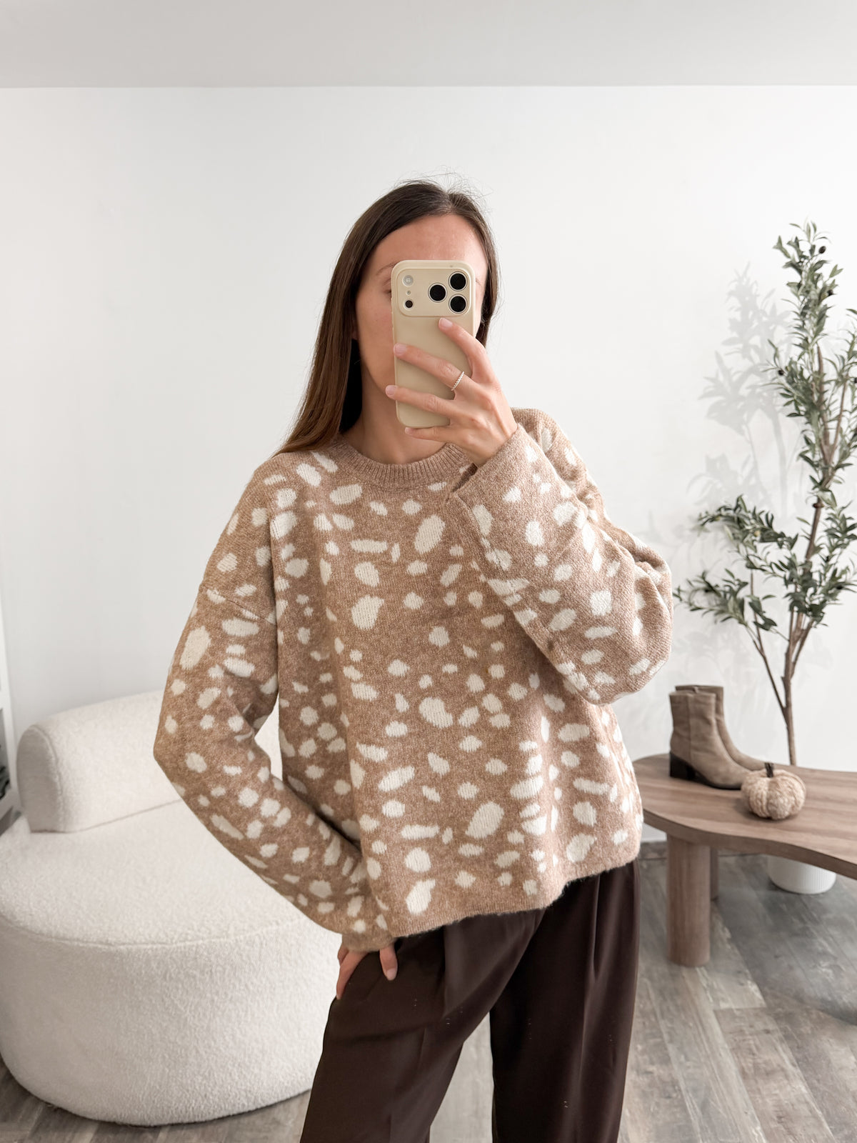Pull motif biche