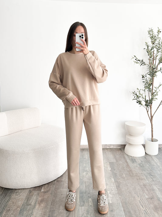 Ensemble jogging camel