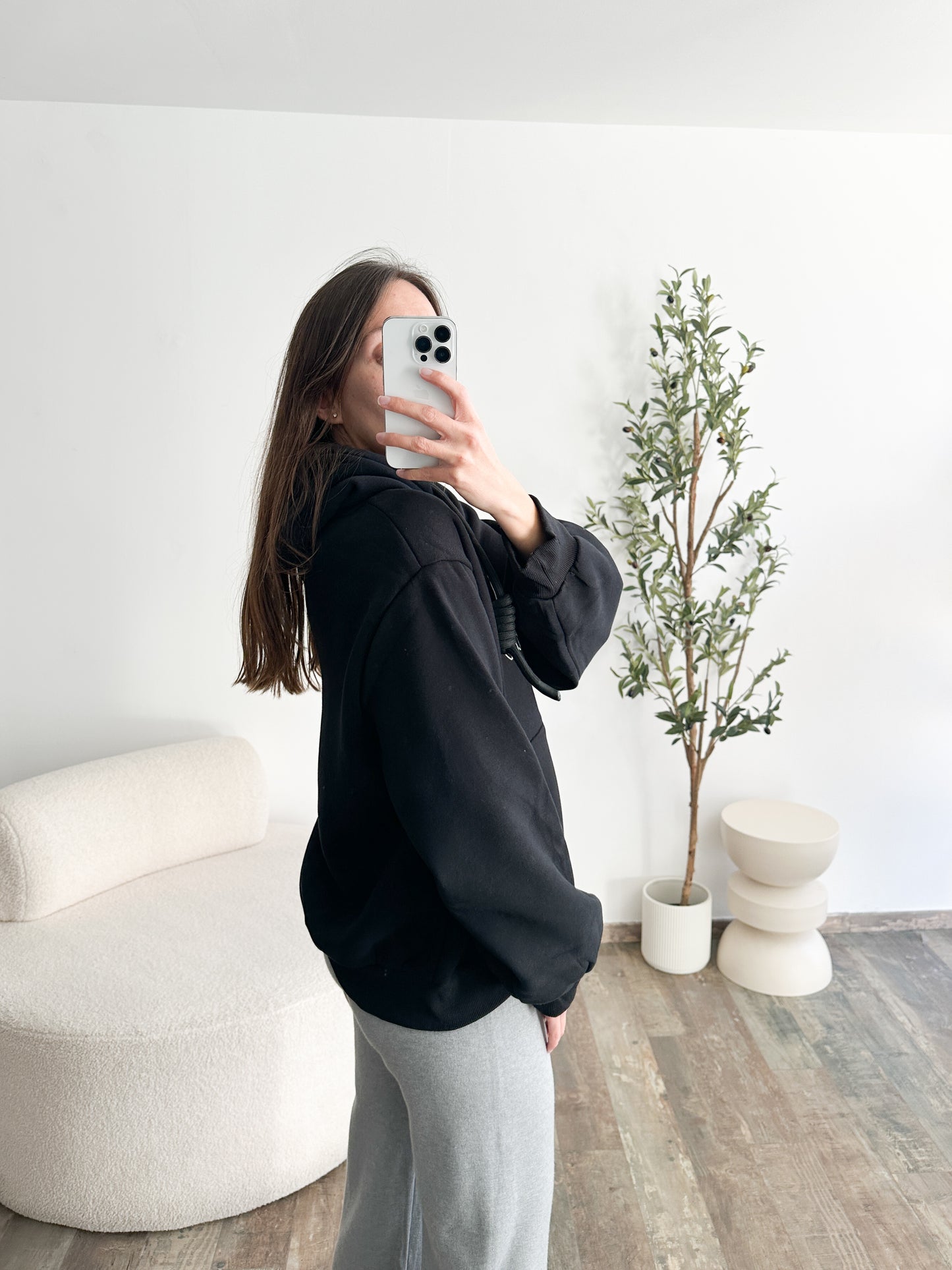 Sweat Los Angeles noir