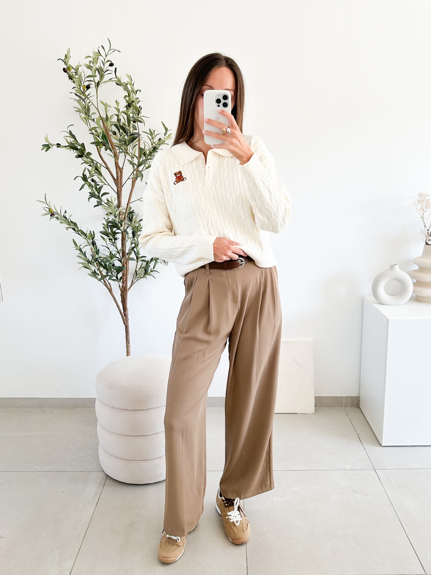 Pantalon avec ceinture taupe
