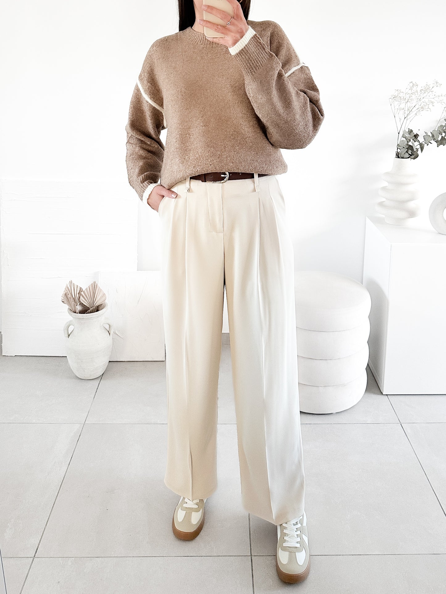 Pantalon avec ceinture beige